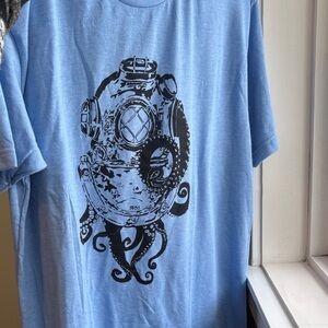 Men's Large Blue Octopus Dive Helmet T-Shirt - Brand New